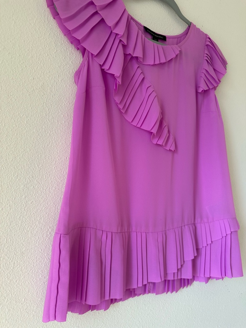 NWT Banana Republic pink/lavender ruffle top - Picture 13 of 14